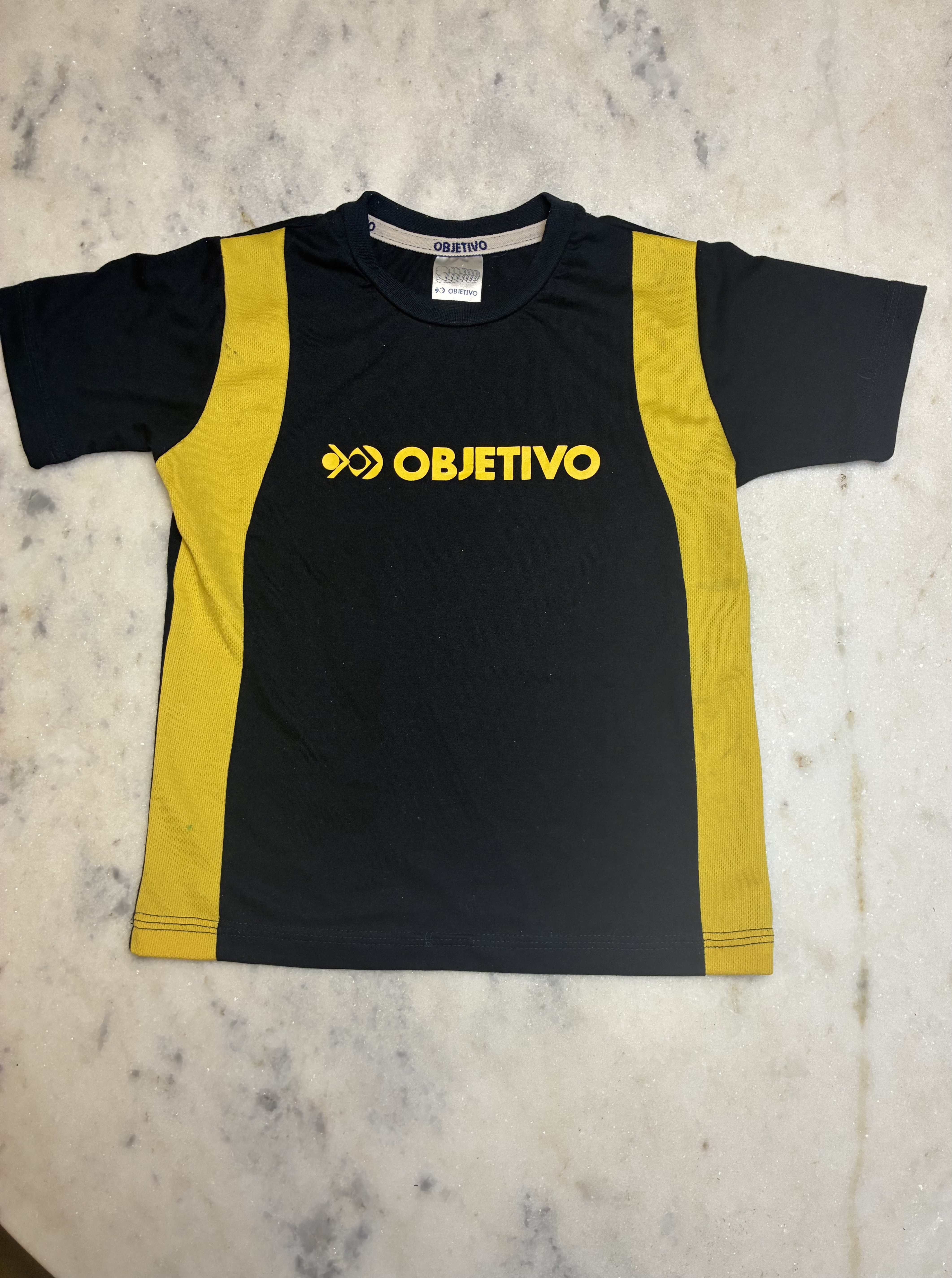 Camiseta · Tam 6