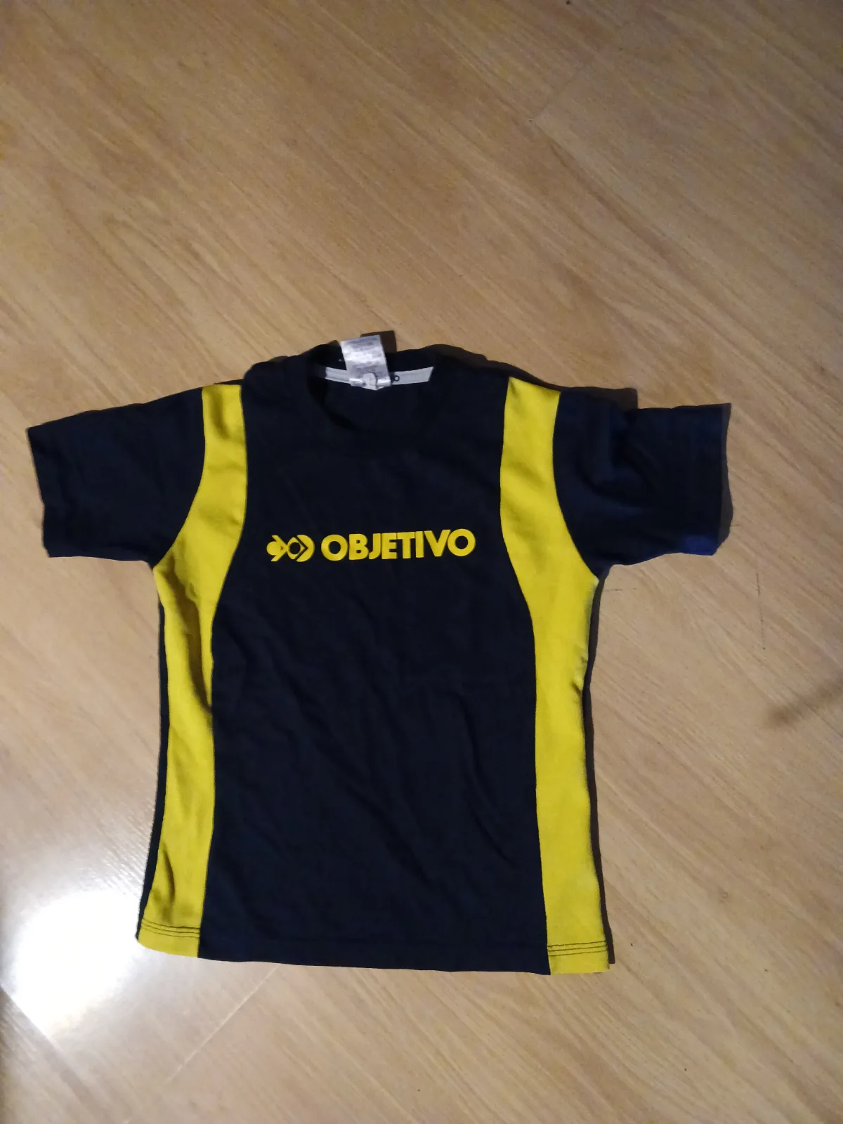 Camiseta · Tam 6