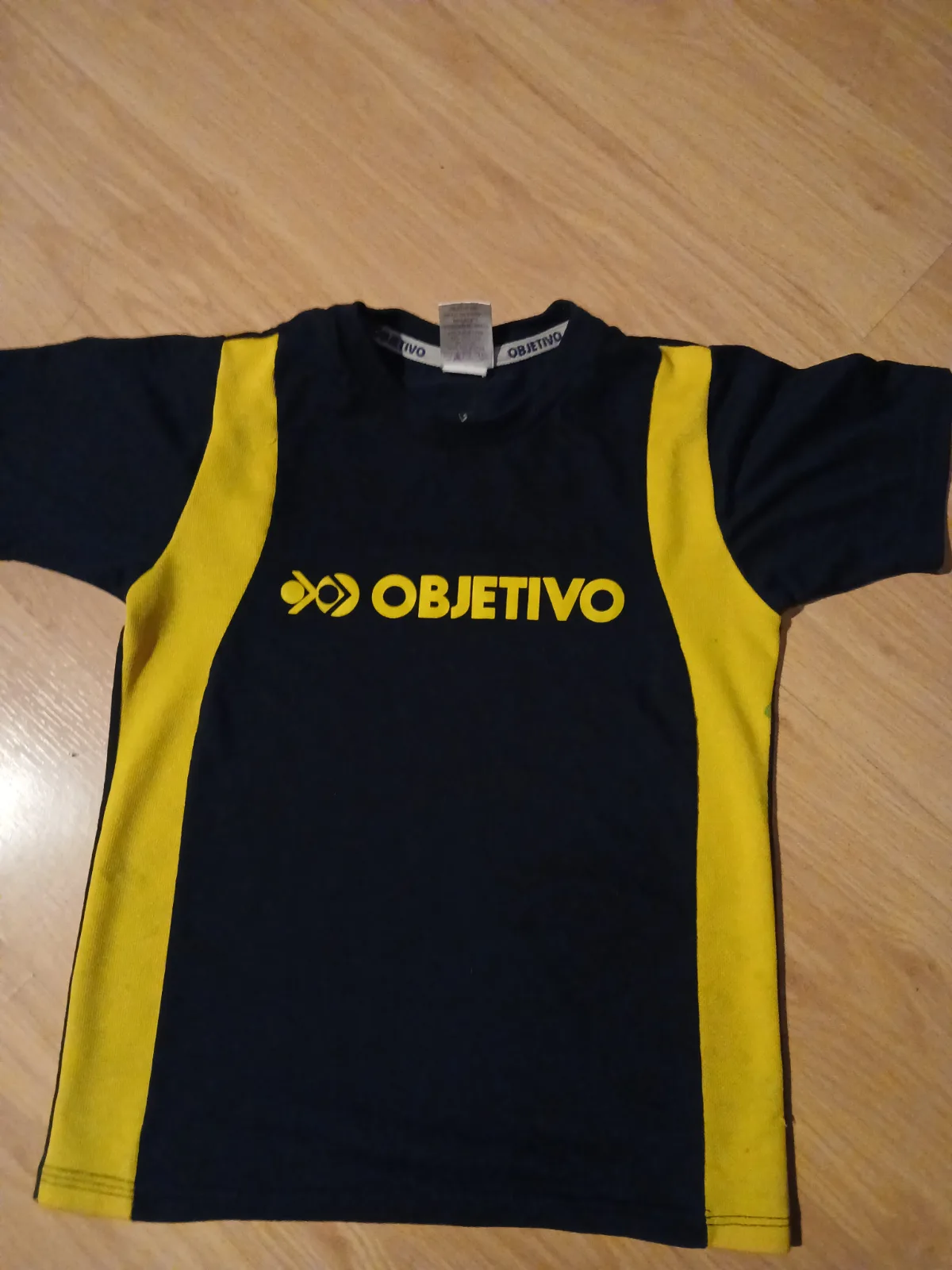 Camiseta · Tam 8